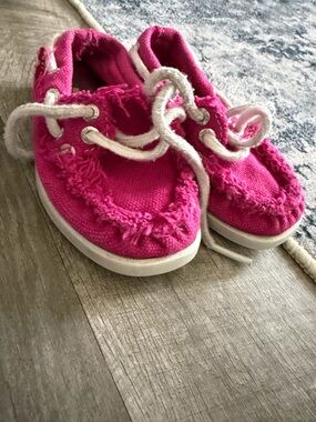 Levi's Hot Pink Canvas Kids Boat Shoes with White Laces